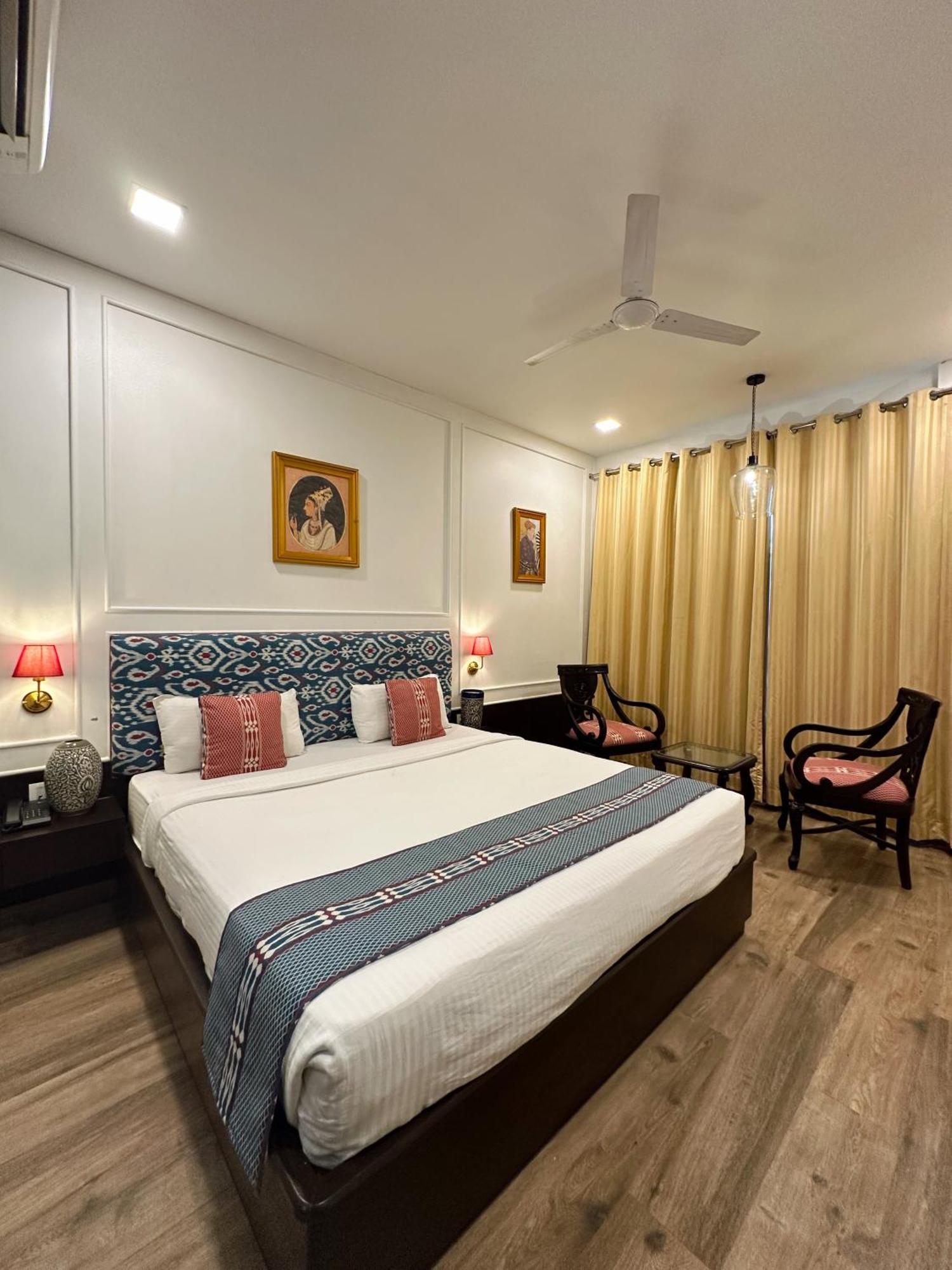אגרה Hotel Atulyaa Taj מראה חיצוני תמונה