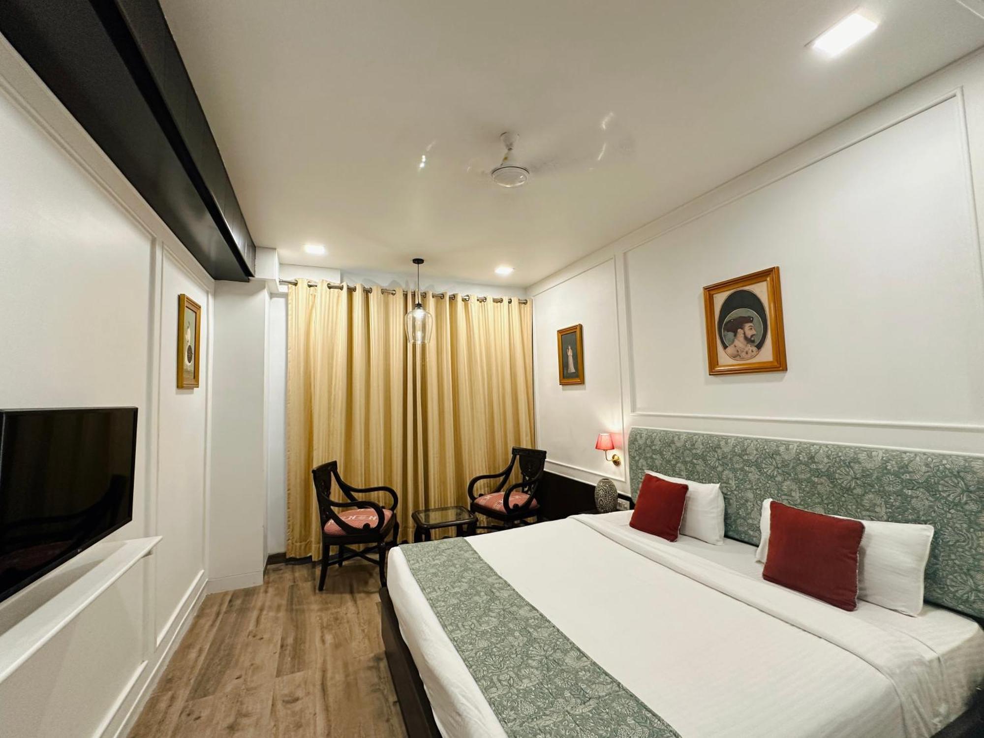 אגרה Hotel Atulyaa Taj מראה חיצוני תמונה