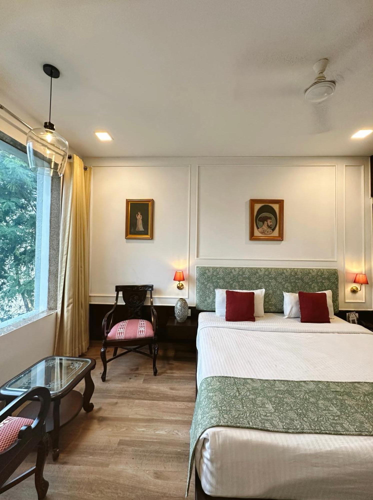 אגרה Hotel Atulyaa Taj מראה חיצוני תמונה