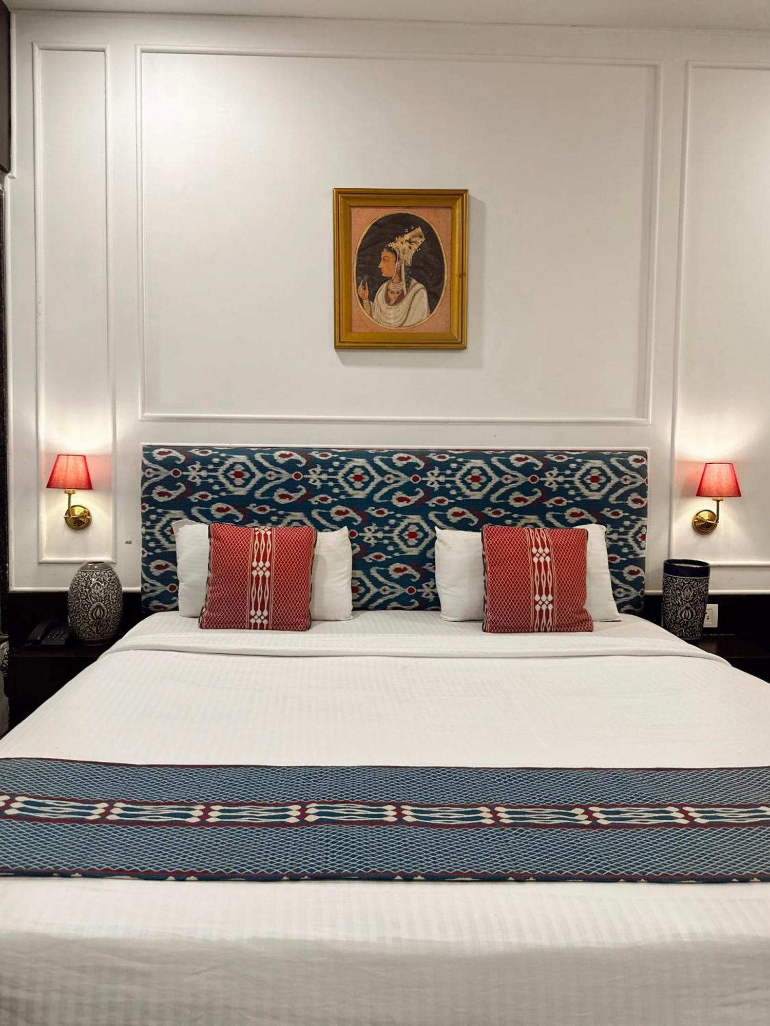 אגרה Hotel Atulyaa Taj מראה חיצוני תמונה