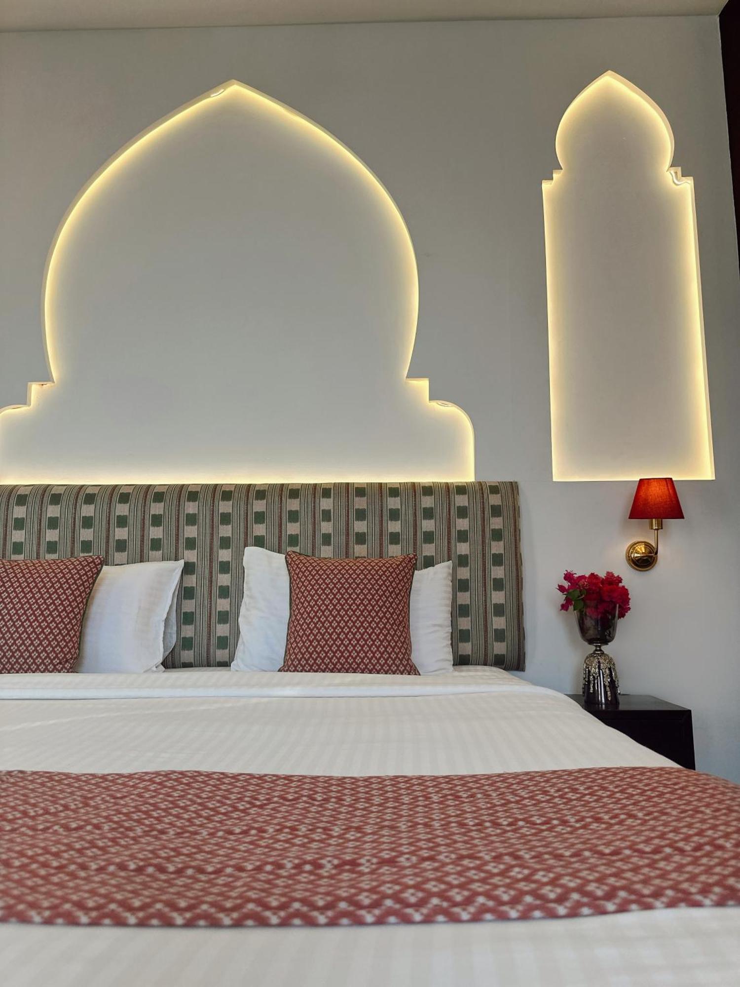 אגרה Hotel Atulyaa Taj מראה חיצוני תמונה